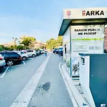 Διαμέρισμα 2, *