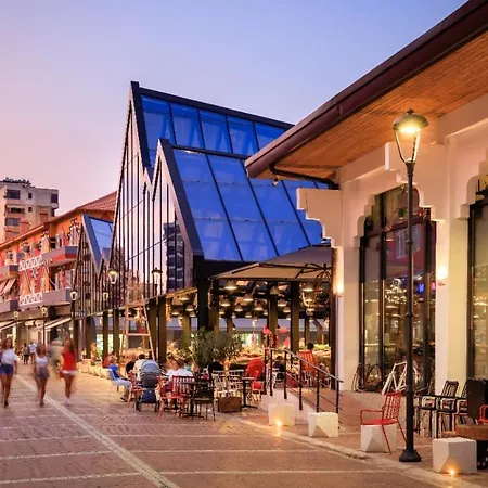 2, Apartamento Tirana